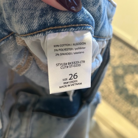 Hidden Happi High Rise Flare Trouser Jean - Picture 6 of 11